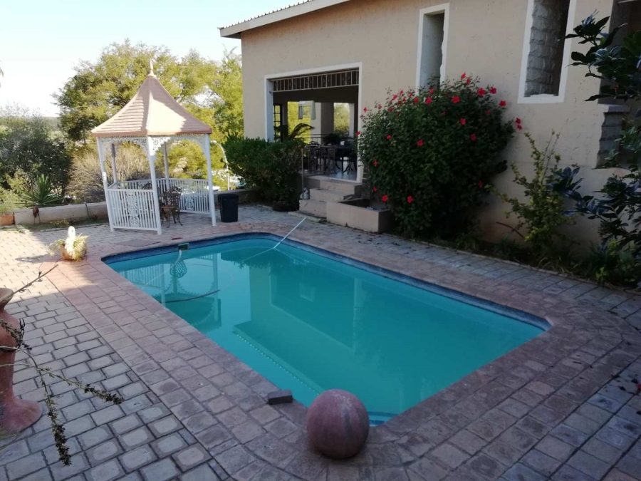 5 Bedroom Property for Sale in Keidebees Northern Cape